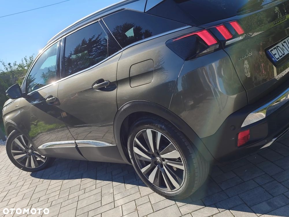 Peugeot 3008 1.6 PureTech Hybrid PHEV Allure Pack S&S EAT8 - 11