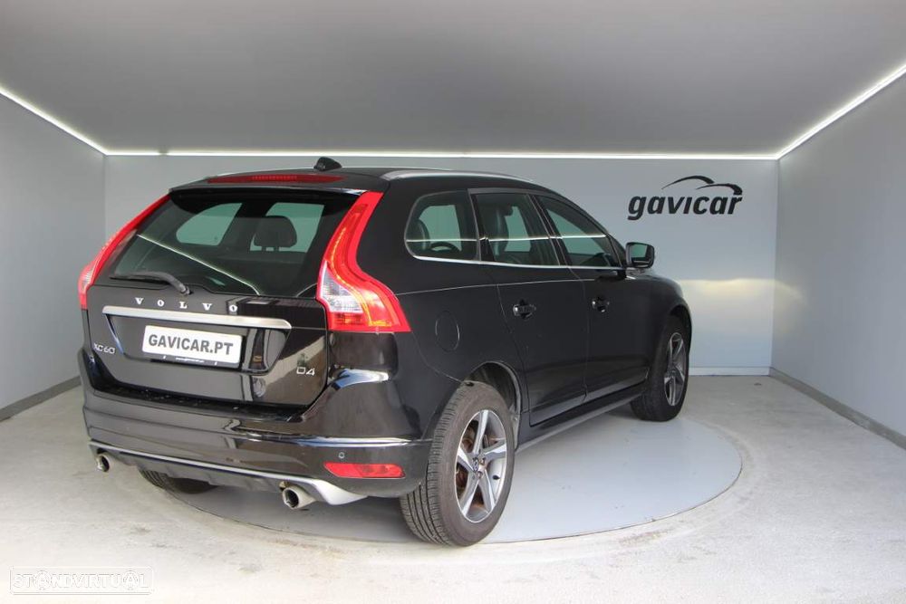 Volvo XC 60 2.0 D4 R-Design 139g Start/Stop - 17
