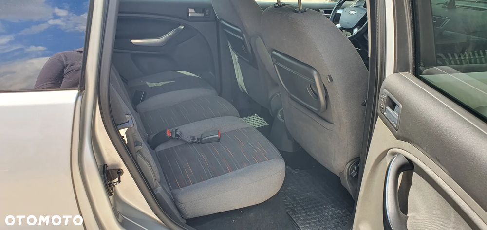 Ford C-MAX 1.6 TDCi Ghia - 26