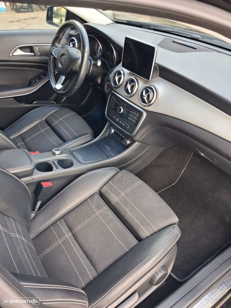 Mercedes-Benz GLA 200 (CDI) d 4Matic 7G-DCT Urban - 8