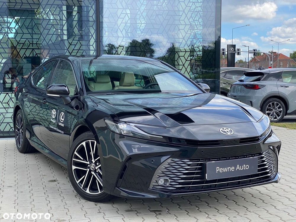 Toyota Camry - 9