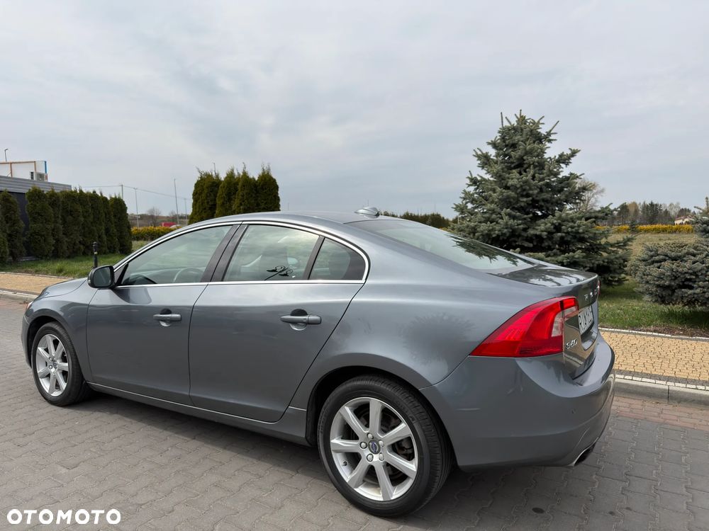 Volvo S60 2.5 T5 AWD - 6