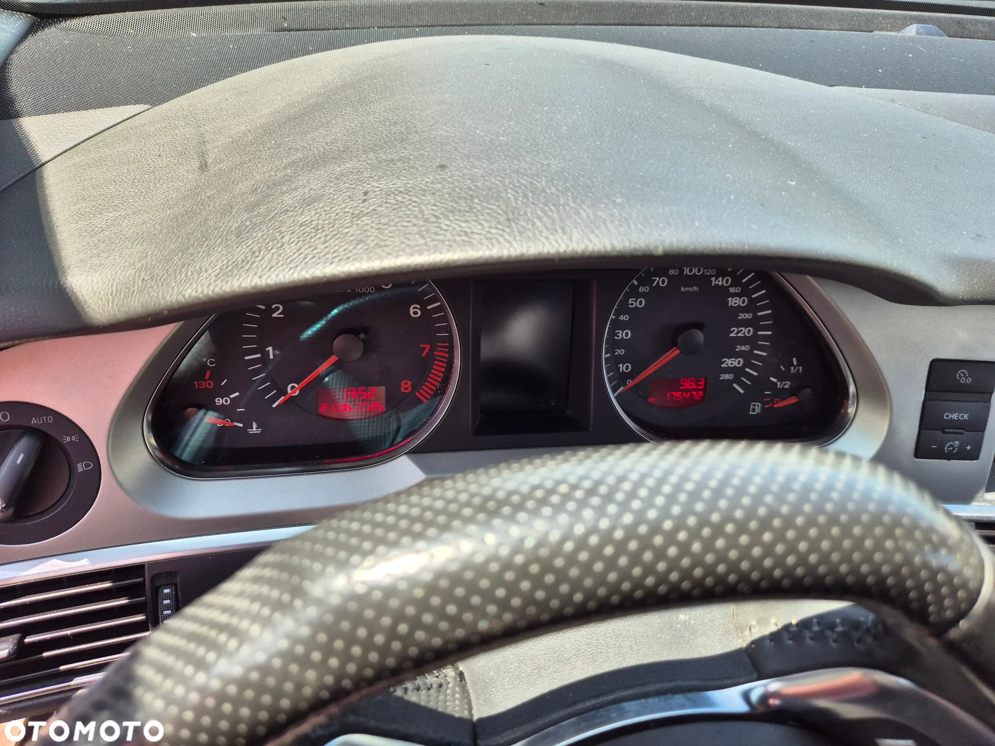 Audi A6 2.4 Multitronic - 6