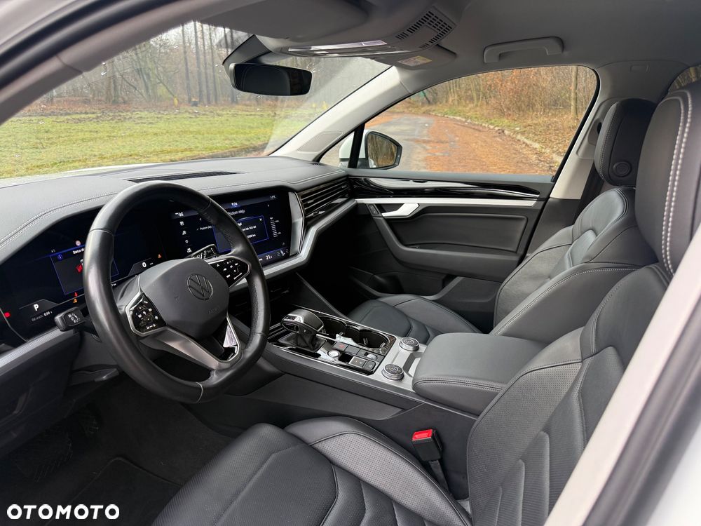 Volkswagen Touareg 3.0 V6 TDI SCR 4Mot - 12