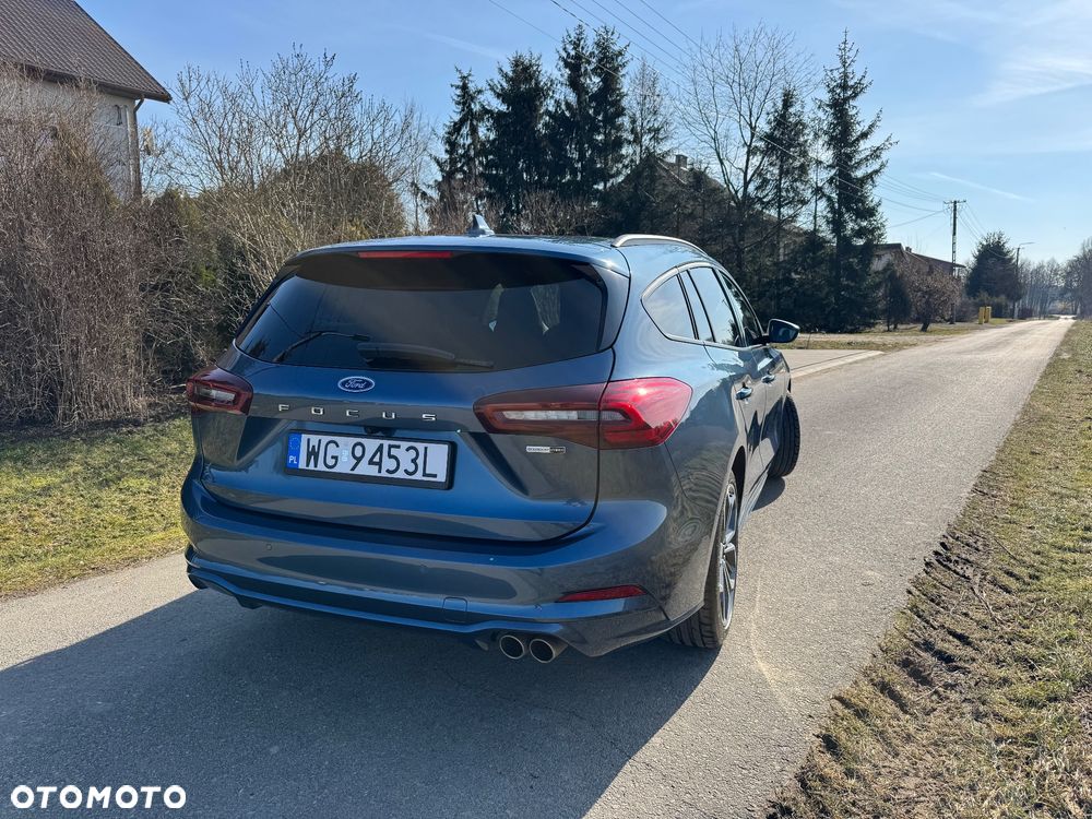 Ford Focus 1.0 EcoBoost Hybrid ST-LINE - 13