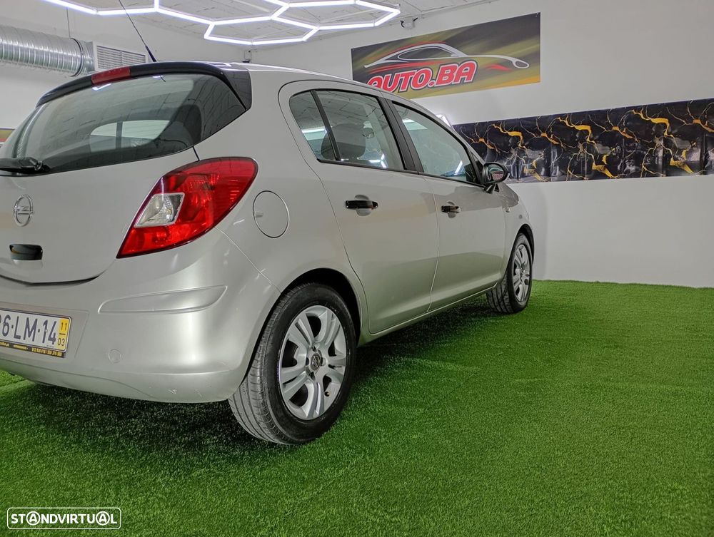 Opel Corsa 1.2 City FlexFuel - 29