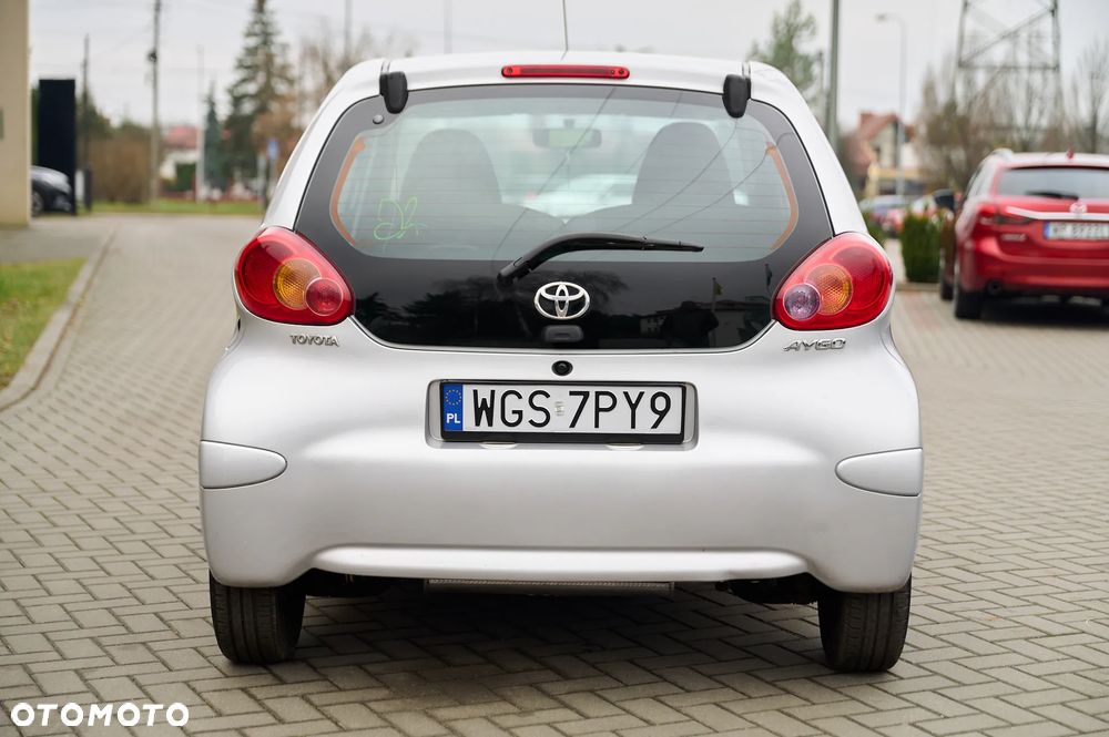 Toyota Aygo City - 17