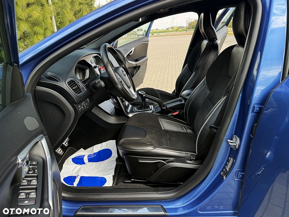 Volvo V40 D2 RDesign - 26