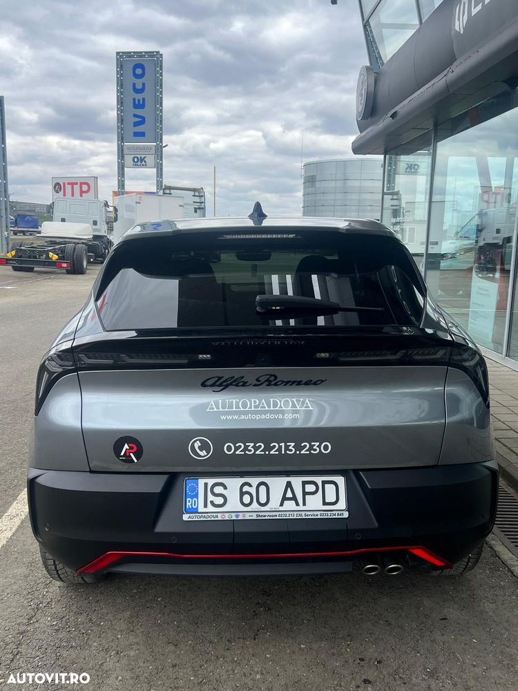 Alfa Romeo Junior 1.2 FWD eDCT6 MHEV Ibrida Speciale - 4