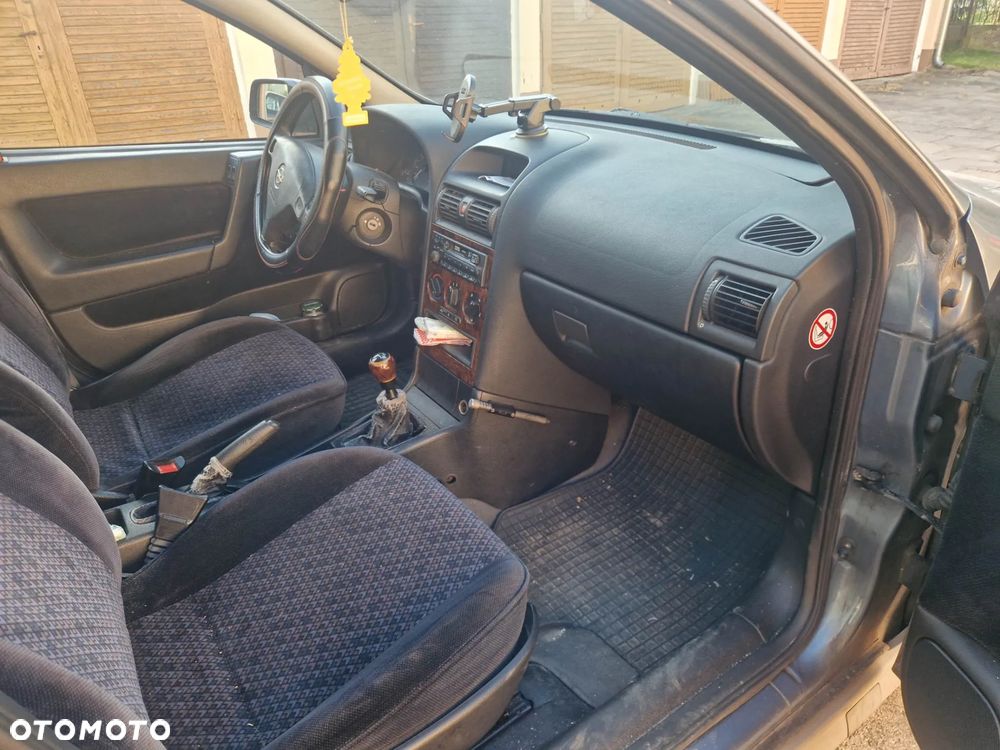 Opel Astra - 3