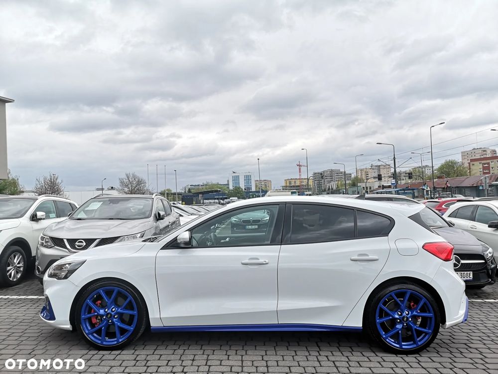 Ford Focus 2.0 EcoBlue S&S ST mit Styling-Paket - 6