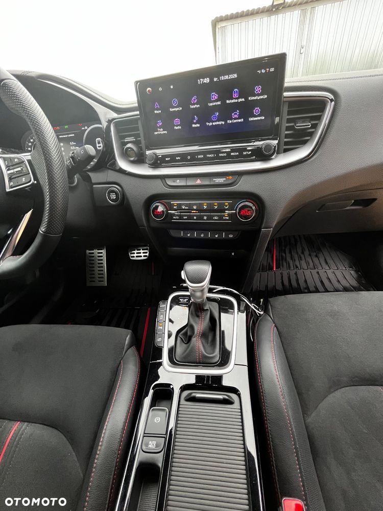 Kia ProCeed - 11