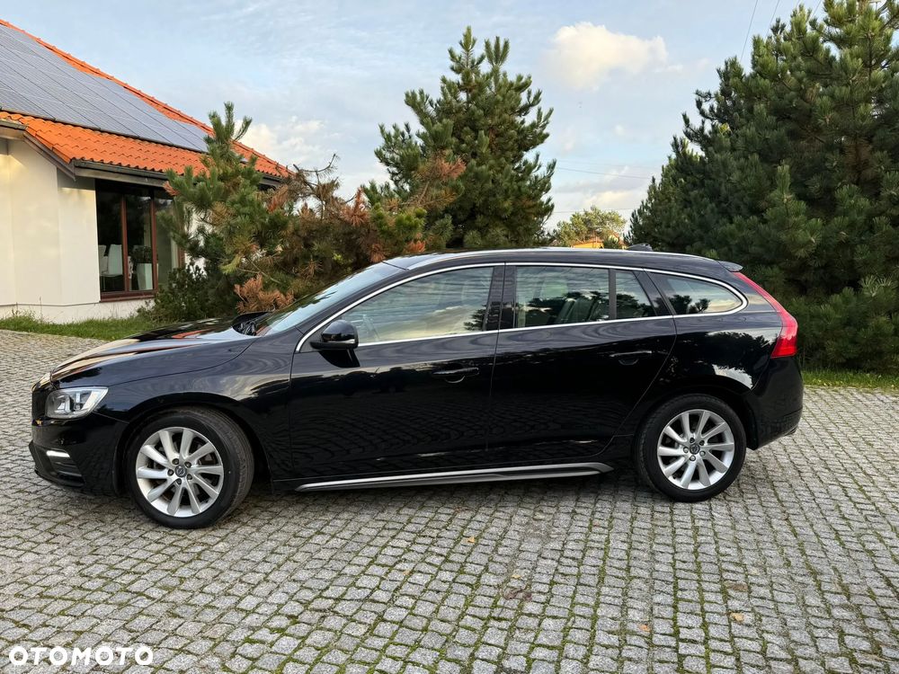 Volvo V60 D4 Geartronic Summum - 4