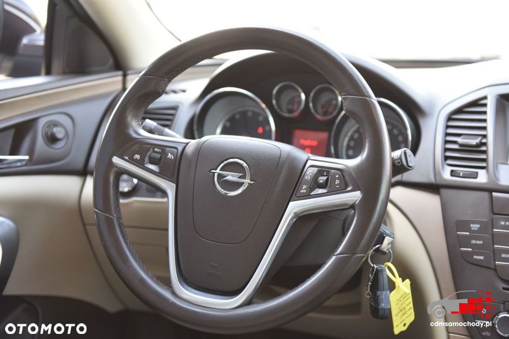 Opel Insignia - 24