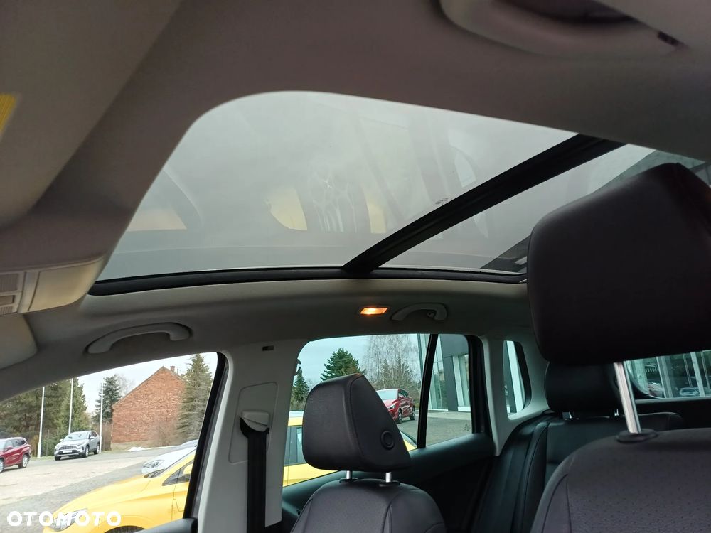 Volkswagen Tiguan - 6