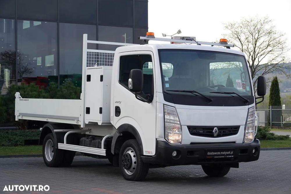 Renault MAXITY 140 / BALATĂ / DOUĂ TRANSPORTURI / MANUALĂ / 3 LOCURI / - 6