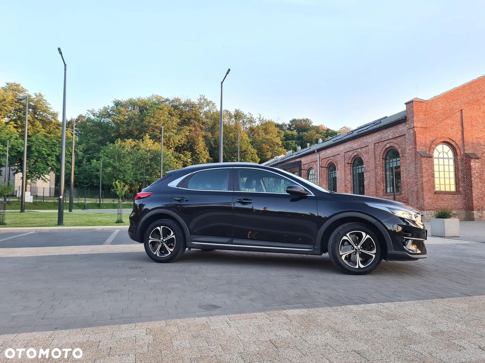 Kia XCeed - 4