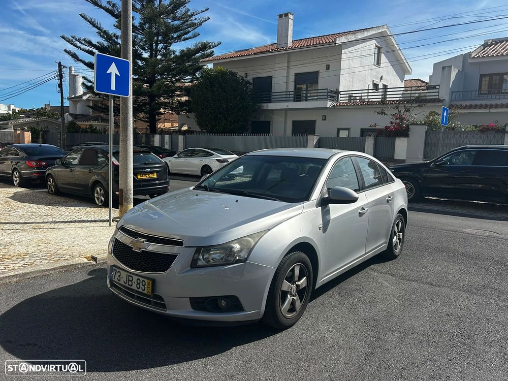 Chevrolet Cruze 1.6 LS - 1