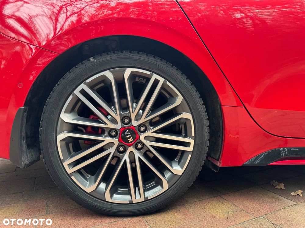 Kia ProCeed 1.6 T-GDI GT DCT - 4