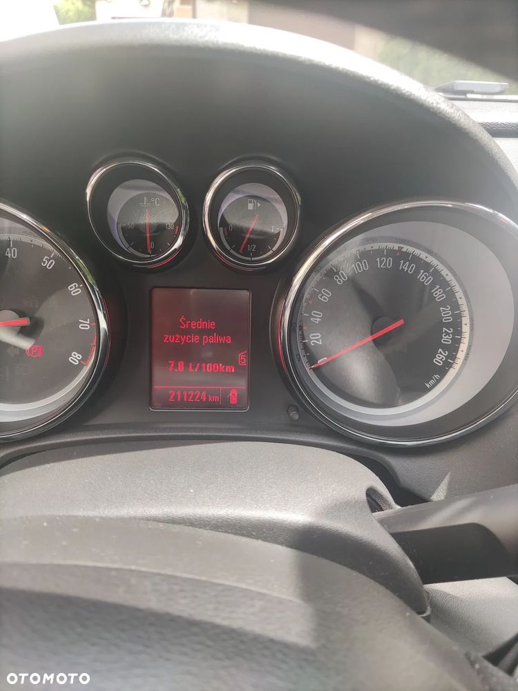 Opel Astra GTC 1.6 Turbo Innovation - 10