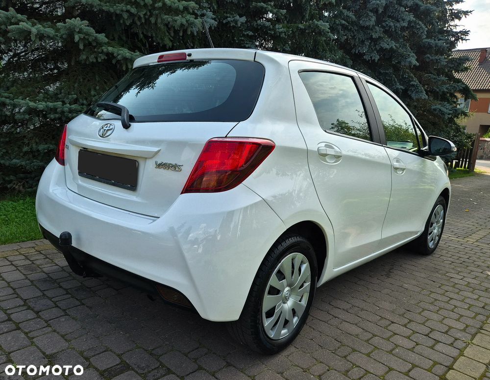 Toyota Yaris - 8