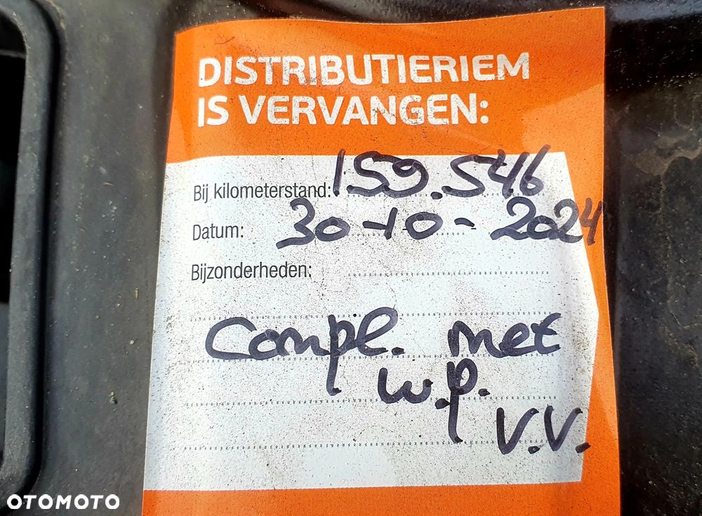 Volvo V60 D4 Geartronic Summum - 33