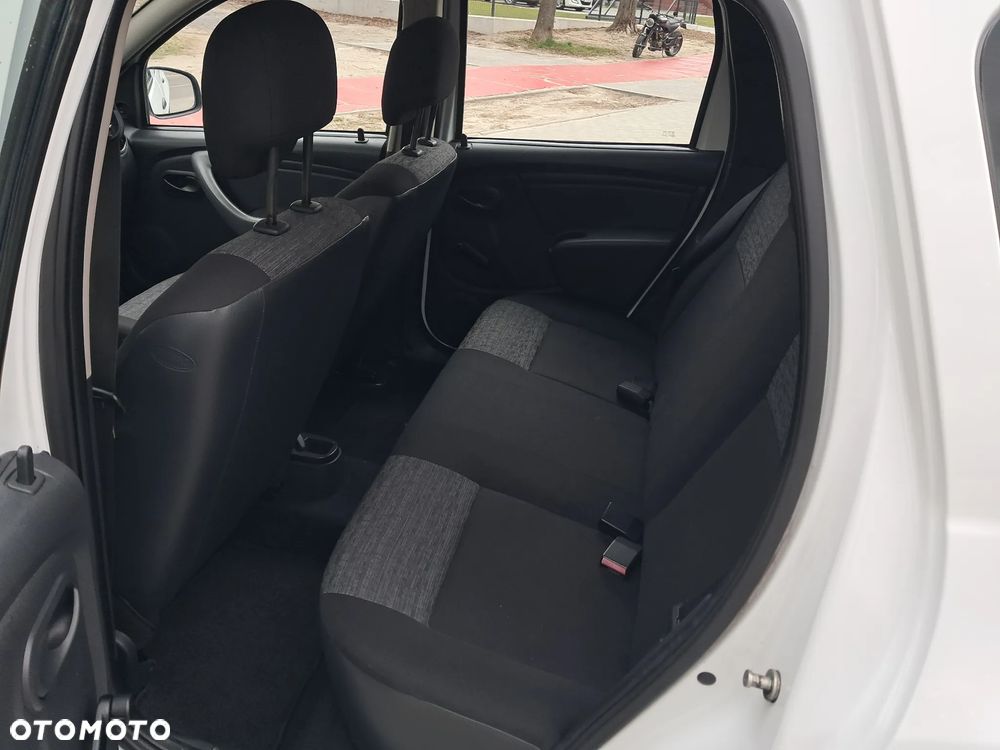 Dacia Duster 1.6 16V 4x2 Essentiel - 20