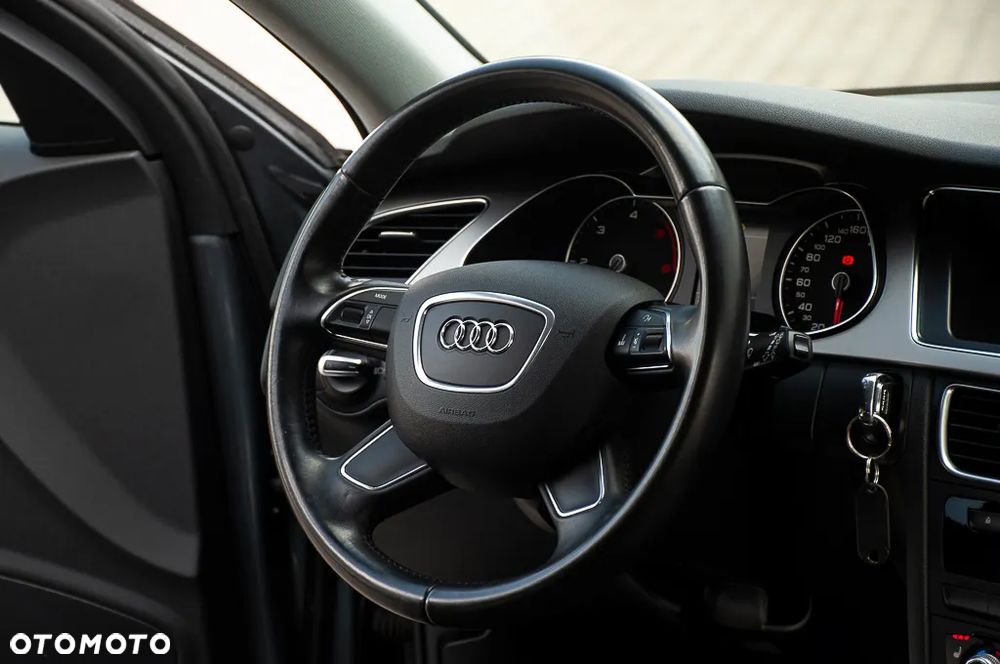 Audi A4 Avant 2.0 TDI DPF Ambition - 32