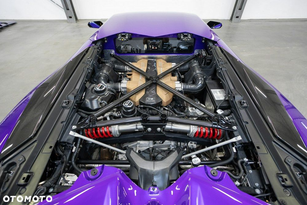 Lamborghini Aventador - 29
