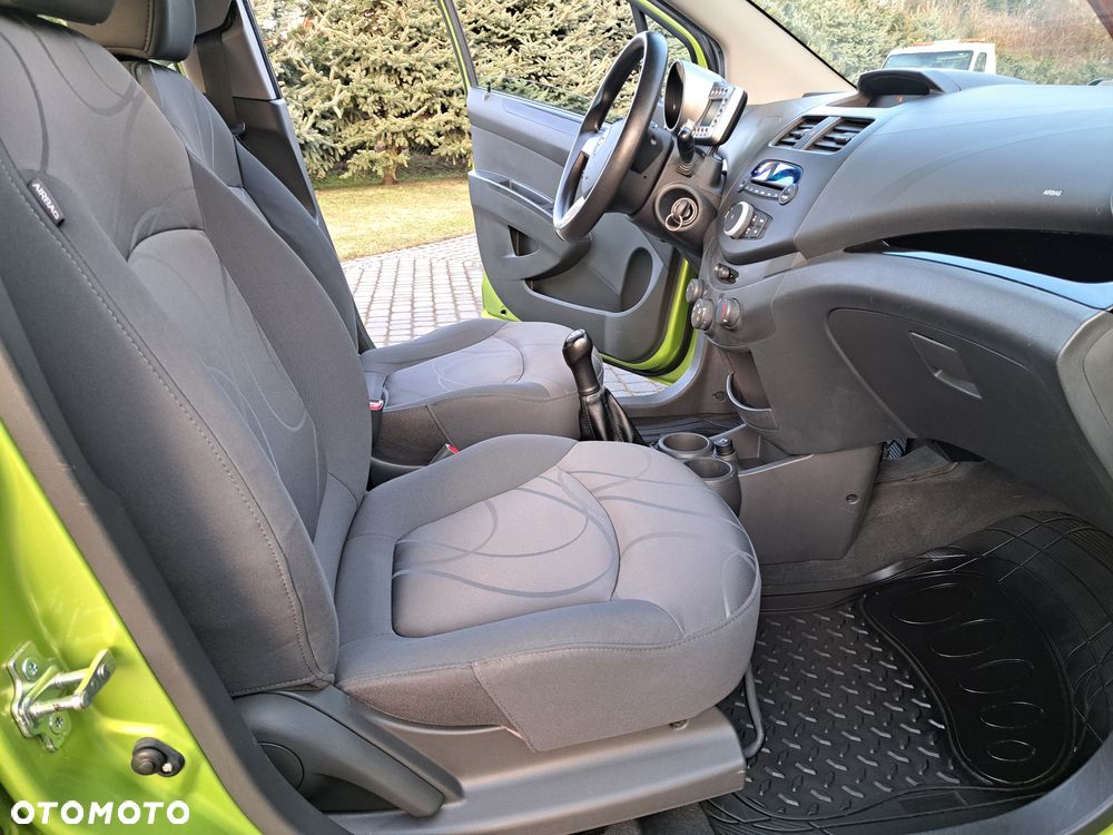 Chevrolet Spark 1.2 LS+ - 34