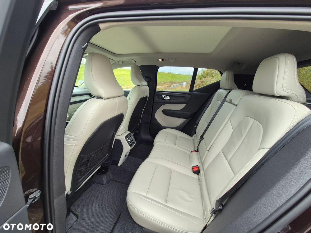 Volvo XC 40 D3 Geartronic Inscription - 25