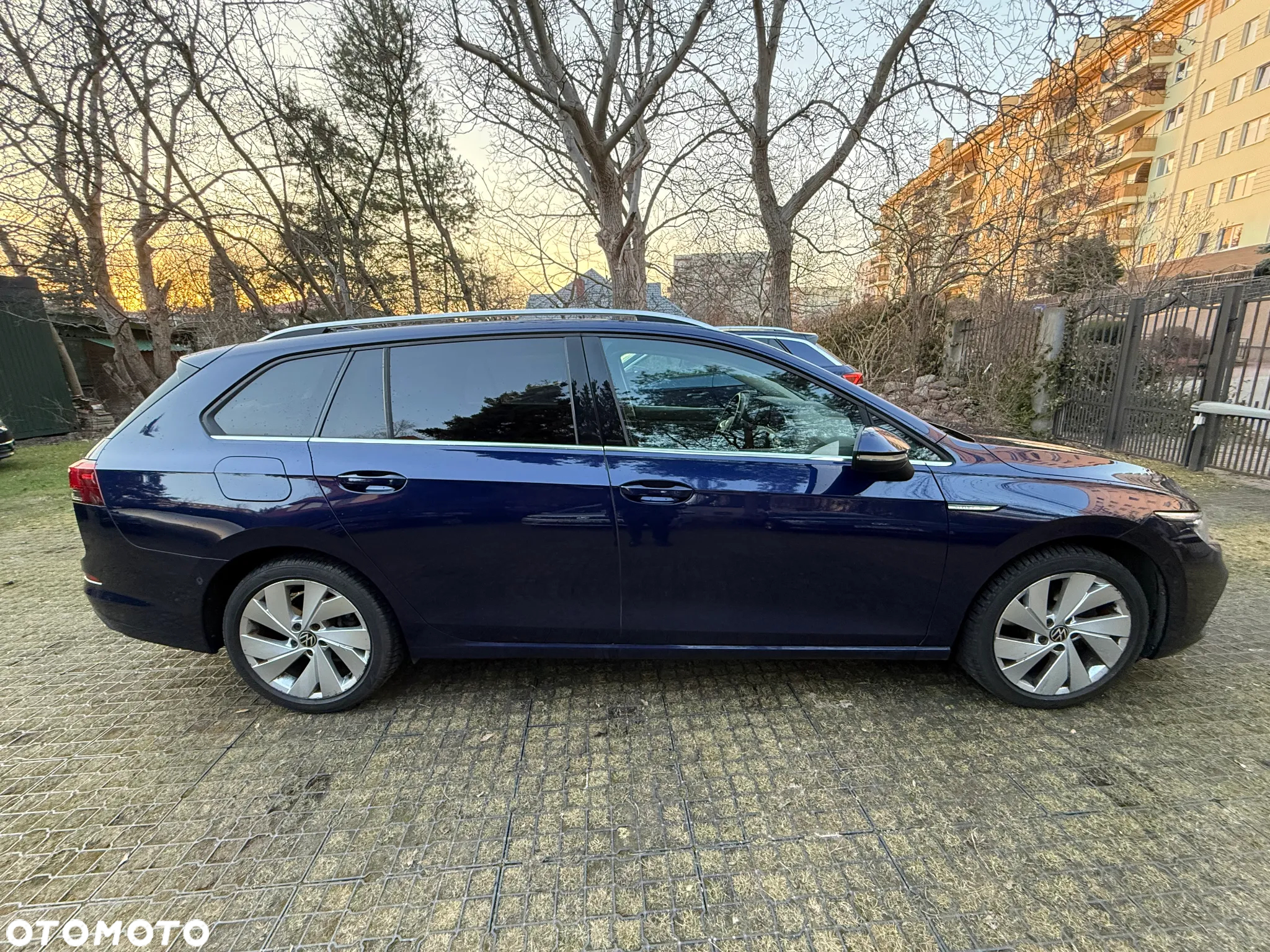 Volkswagen Golf VIII 2.0 TDI Style DSG - 4