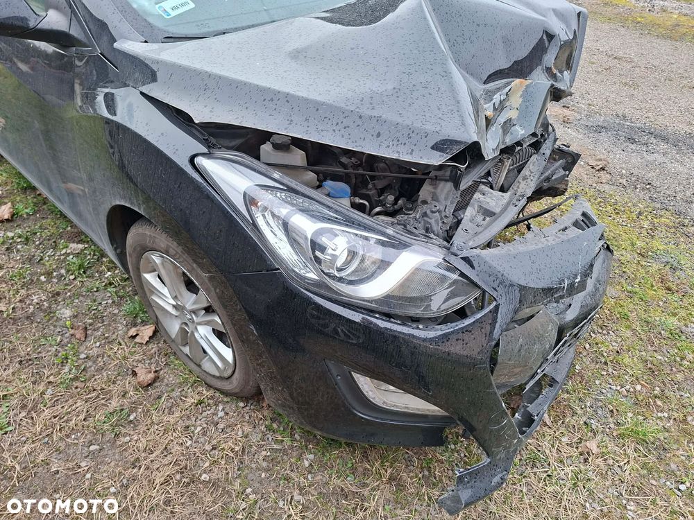 Hyundai i30 1.6 CRDi Classic + - 7