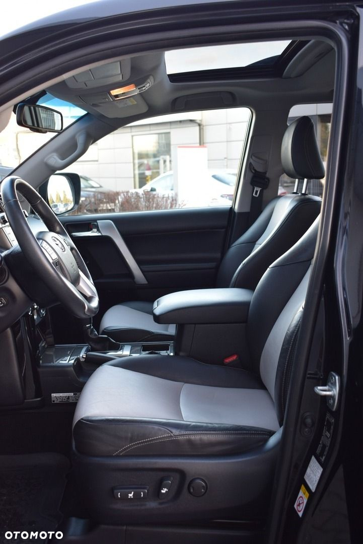Toyota Land Cruiser LC 3.0 D-4D Executive - 12