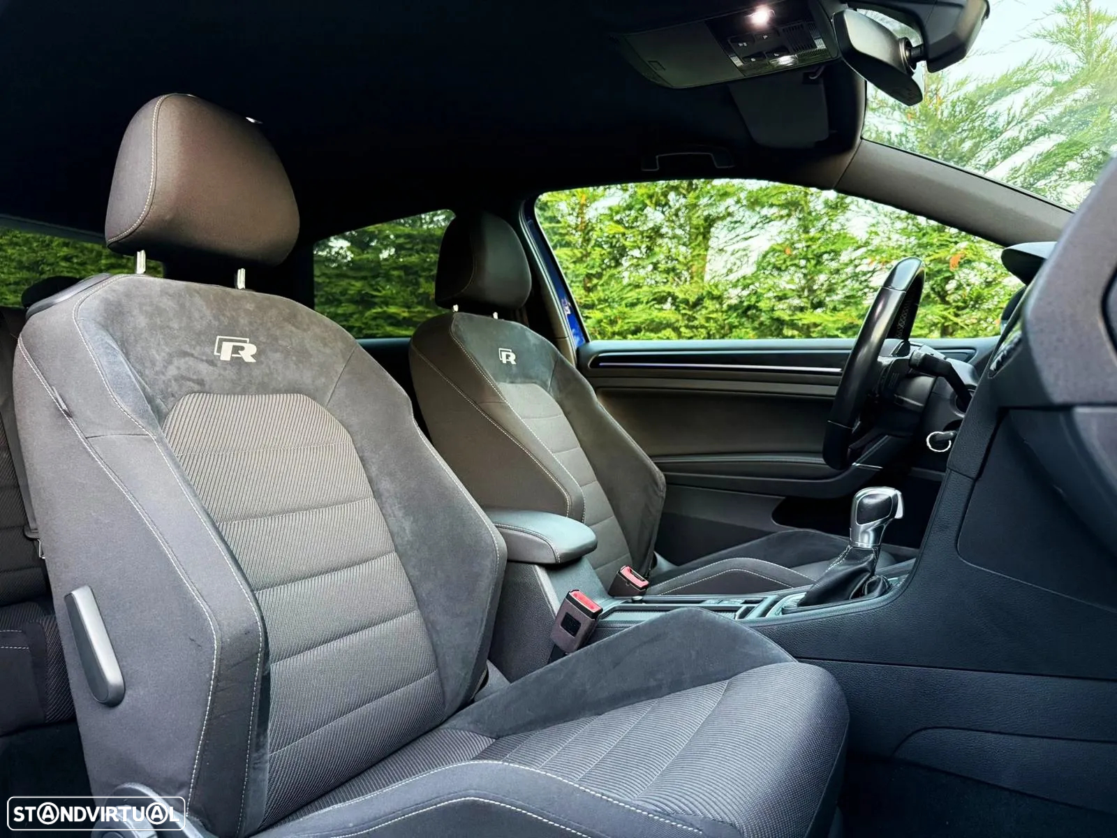 VW Golf 2.0 TSI R DSG - 19