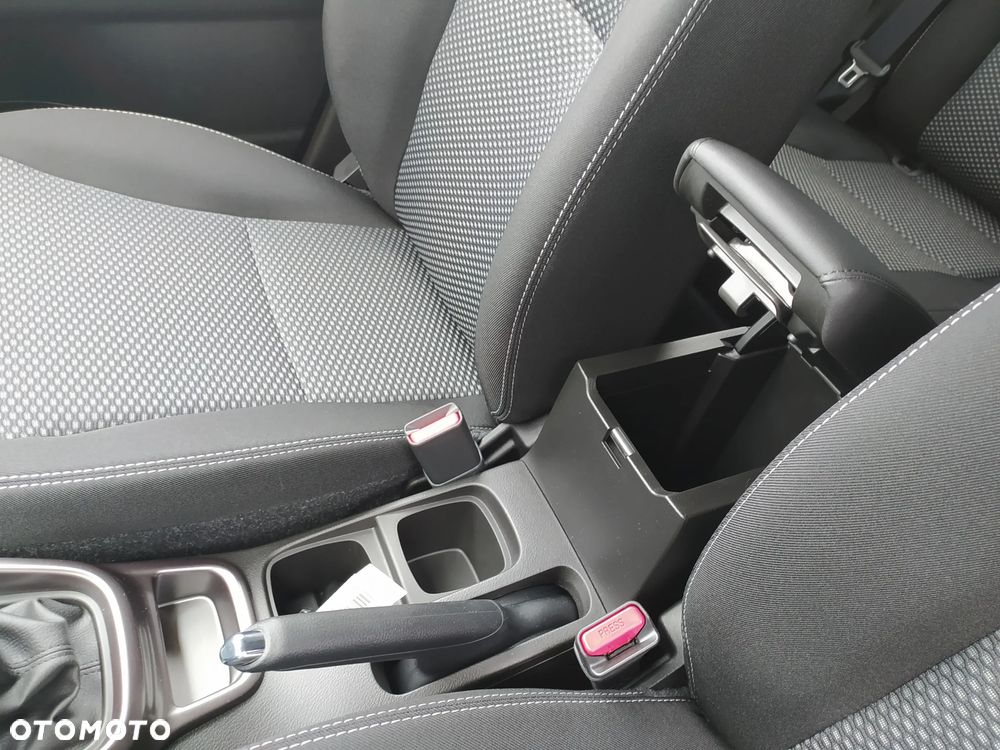 Suzuki Vitara 1.4 Boosterjet mHEV Premium Plus 2WD - 24