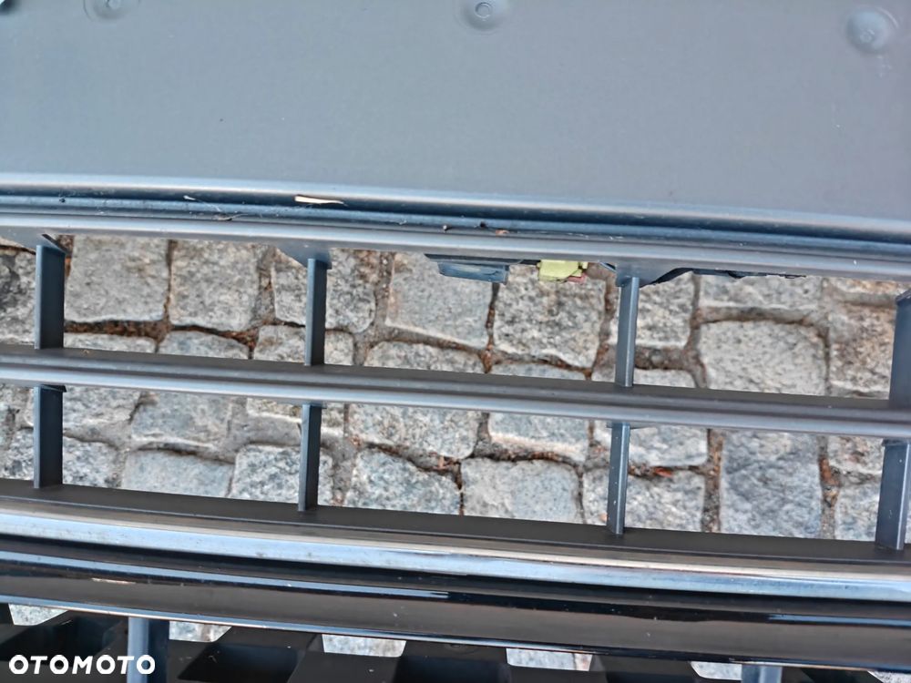 Zderzak przedni Audi A3 8V Sportback 3D Przód Atrapa Grill Halogeny LB9Y - 23