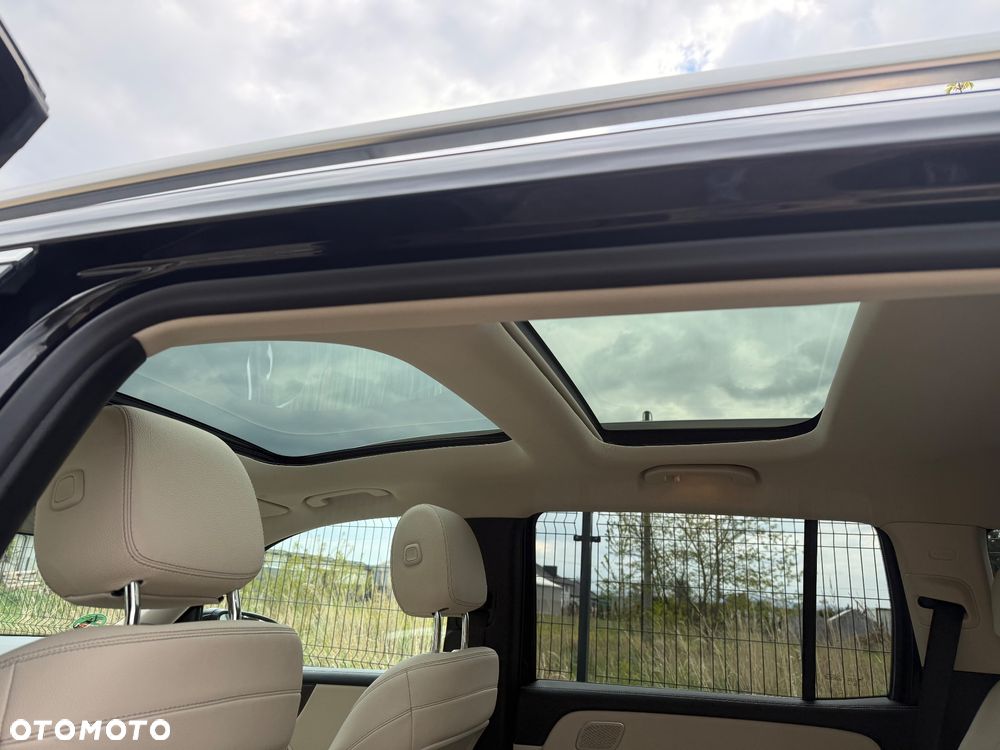 Mercedes-Benz GLB 250 4-Matic Progressive 8G-DCT - 10
