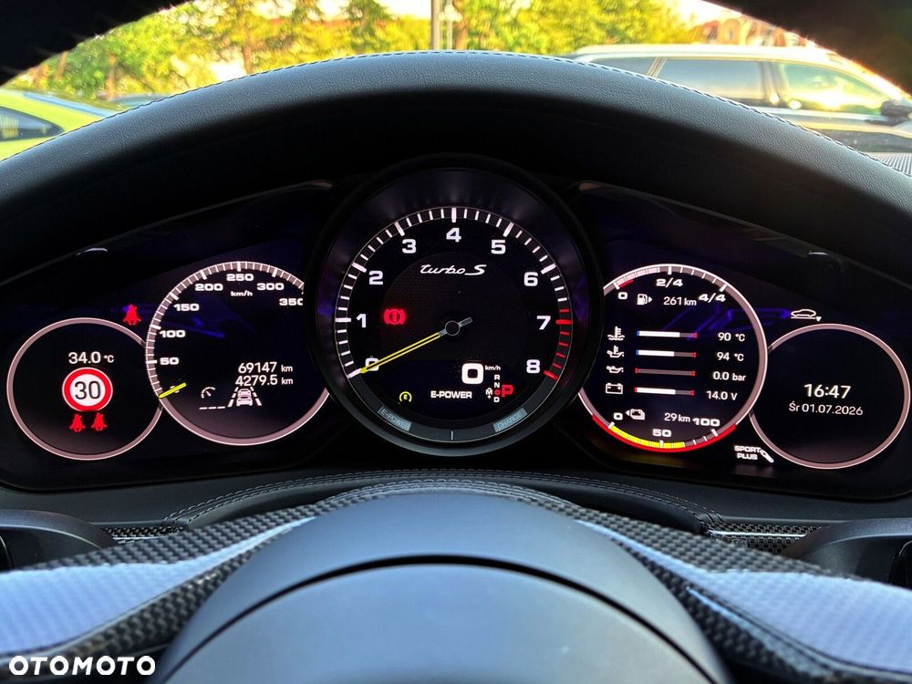 Porsche Panamera - 28