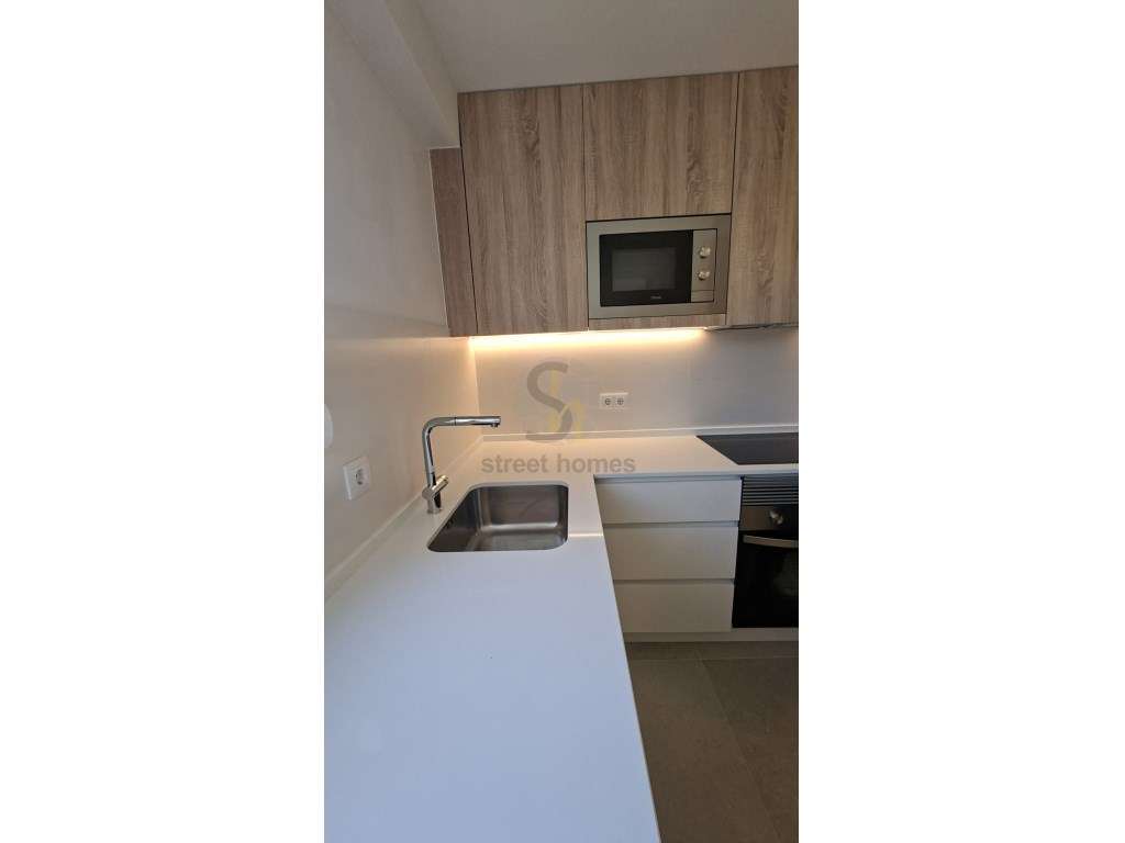 T1 Remodelado na Venteira - Junto ao Metro - Grande imagem: 3/13