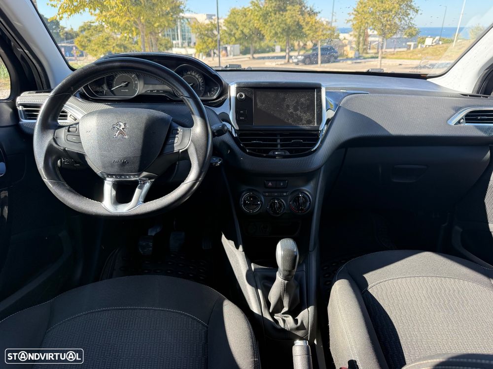 Peugeot 208 1.2 PureTech Style - 7