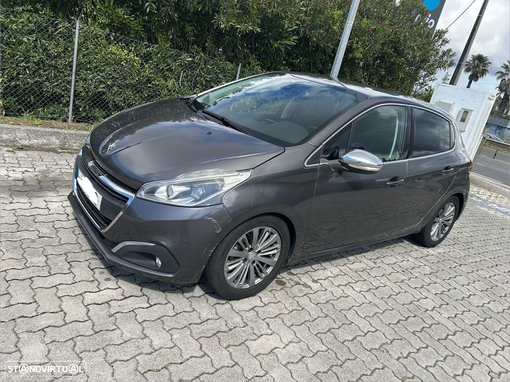 Peugeot 208 PureTech 110 Stop & Start Allure - 2