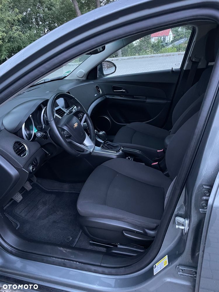 Chevrolet Cruze 1.8 LTZ - 8