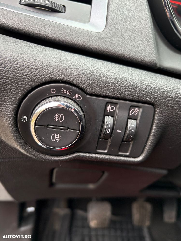 Opel Astra 2015 photo 4