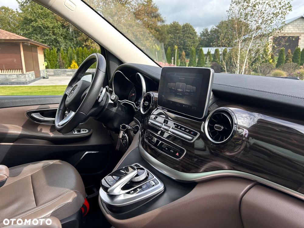 Mercedes-Benz Klasa V 300 d 4-Matic Avantgarde 9G-Tronic (długi) - 13