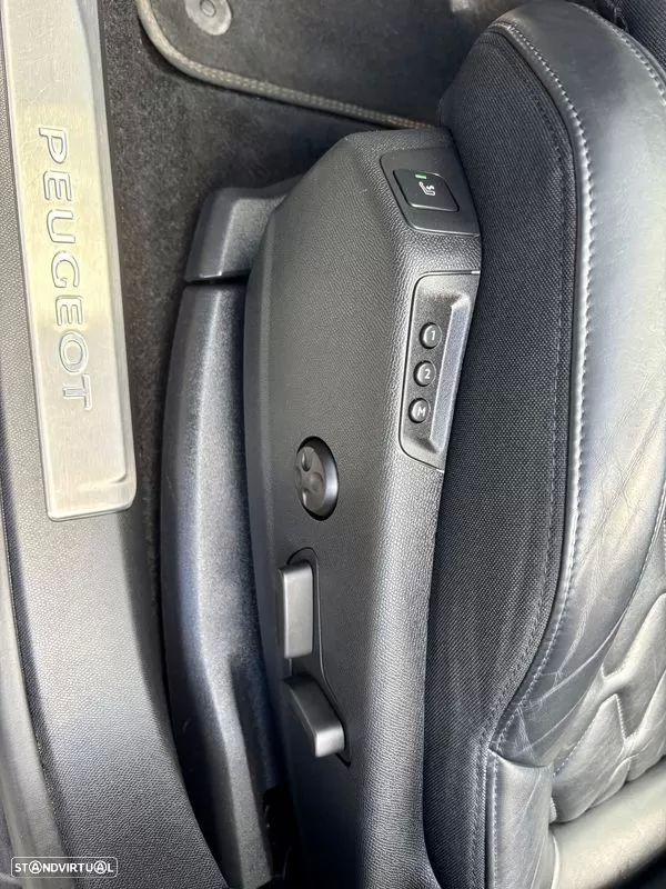 Peugeot 5008 2.0 BlueHDi GT EAT8 - 12