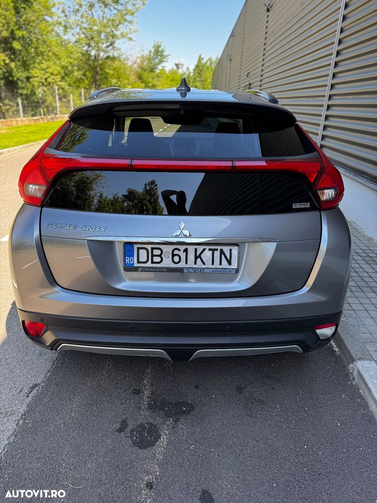 Mitsubishi Eclipse-Cross 1.5-litre 16-valve DOHC MIVEC 4X4 Intense+ Aut. - 5