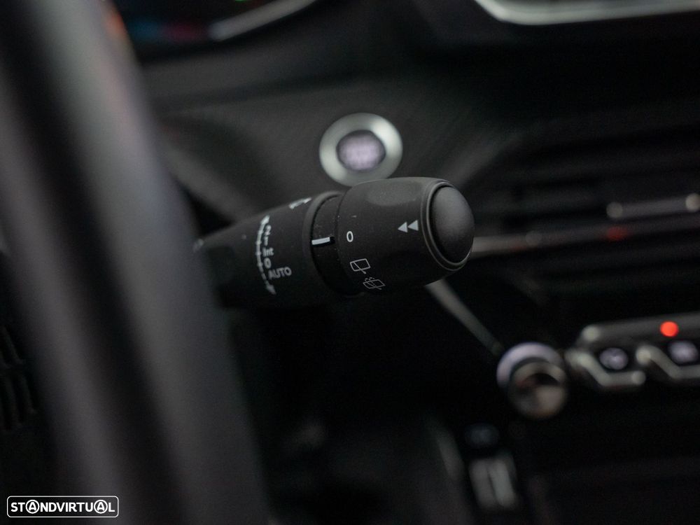 Peugeot e-208 50 kWh Active Pack — fotografia 23