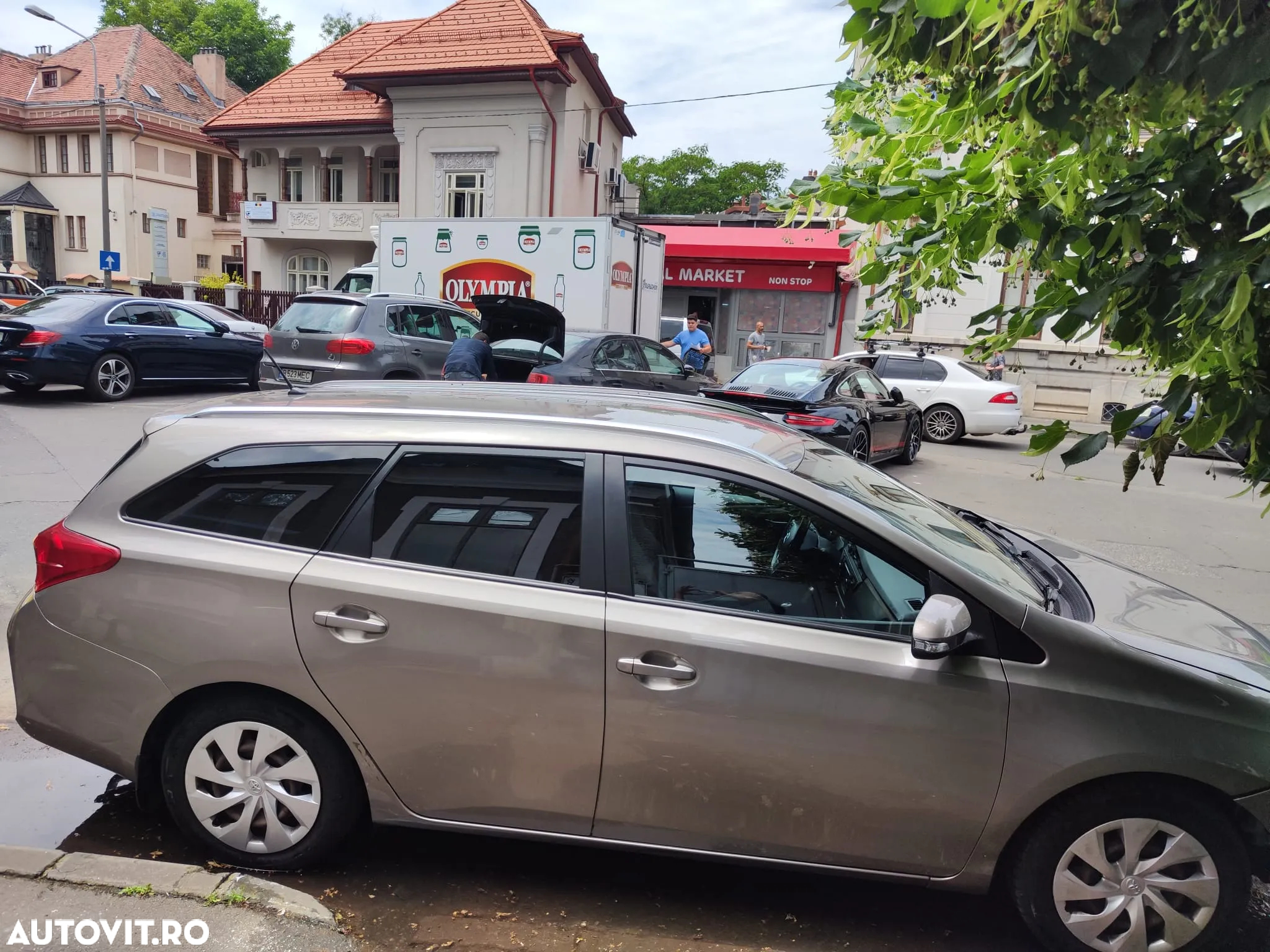 Toyota Auris 1.6 L Valvematic Luna - 7