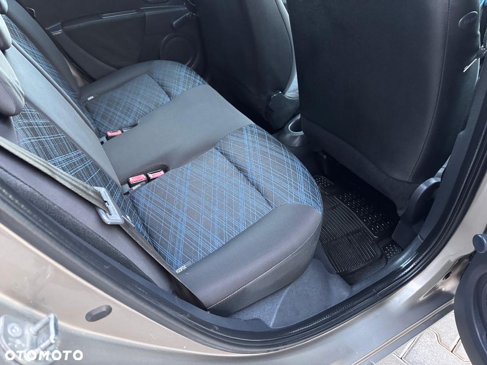 Renault Clio - 21